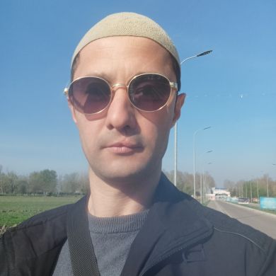 Исломбек Суяров Profile Picture